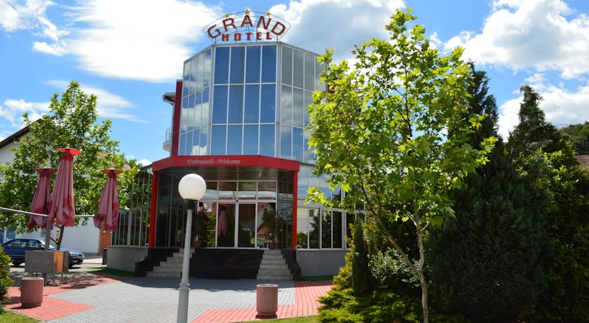online rezervacije Hotel Grand