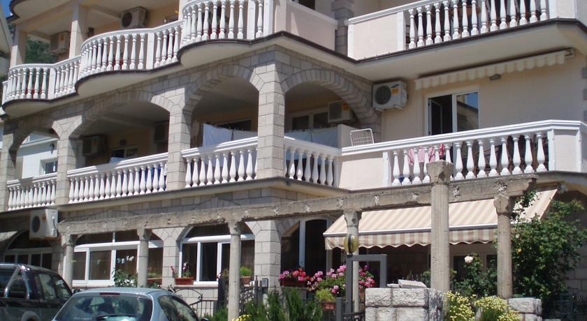 online rezervacije Apartments Bojana