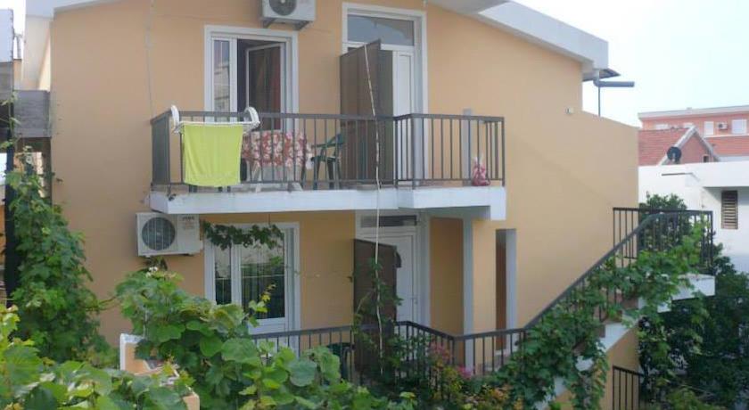 online rezervacije Apartments Živanović