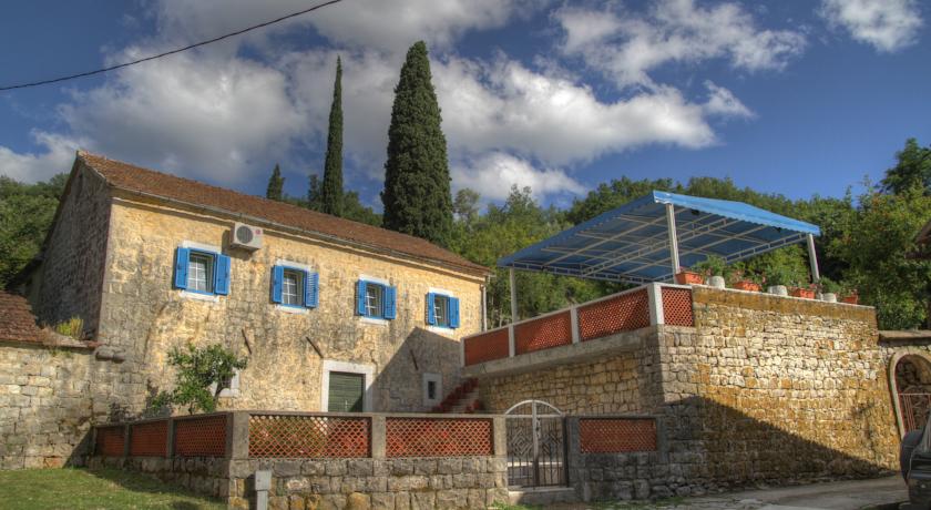 online rezervacije Villa Zelenika
