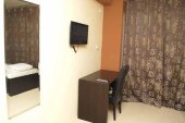 Four Rooms Apartments