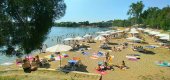 Bungalovi Glavno jezero, Glavna plaza