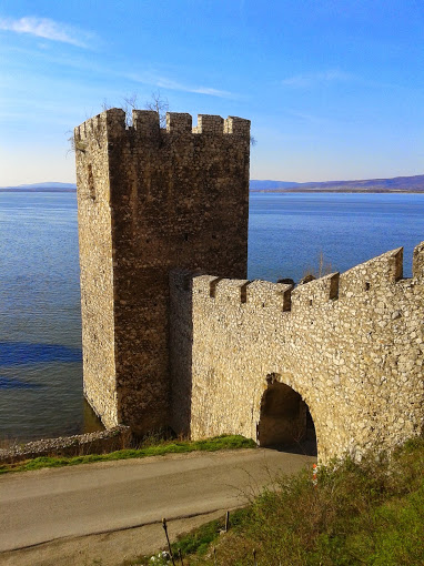 Golubačka tvrđava selo Dobra, Golubac