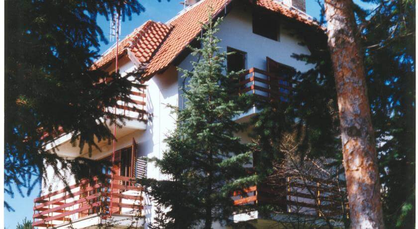 online rezervacije Apartments Villa Omorika 7