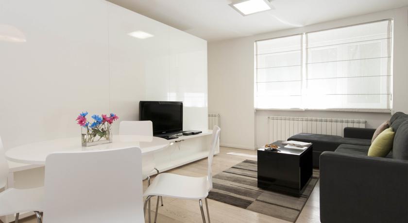 online rezervacije Belgrade Central Apartment Adore