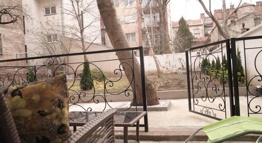 Cozy App with Garden