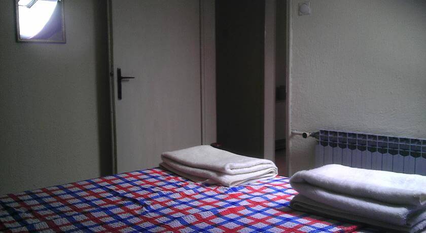 online rezervacije Cozy Purple Apartment