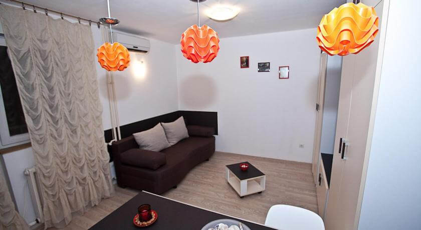 online rezervacije Duplex Apartment Happy