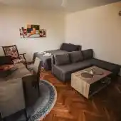 Ustanak Apartman