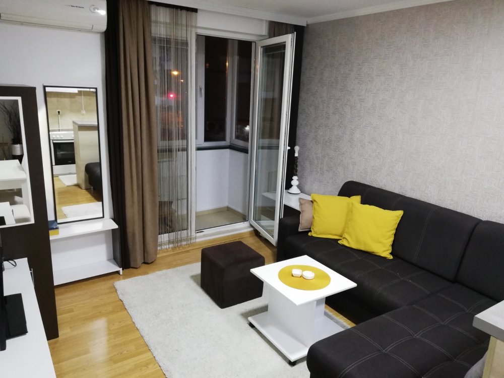 Lux apartman Andrea- Veliki park-50m od Glavne ulice