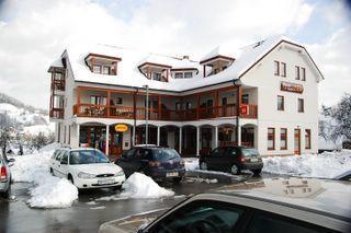 online rezervacije Garni Hotel Zvon